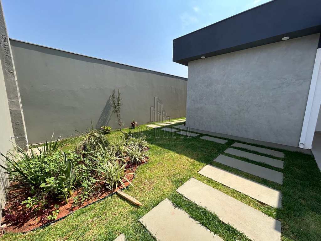 Casa em Jaboticabal, no bairro Athenas Paulista