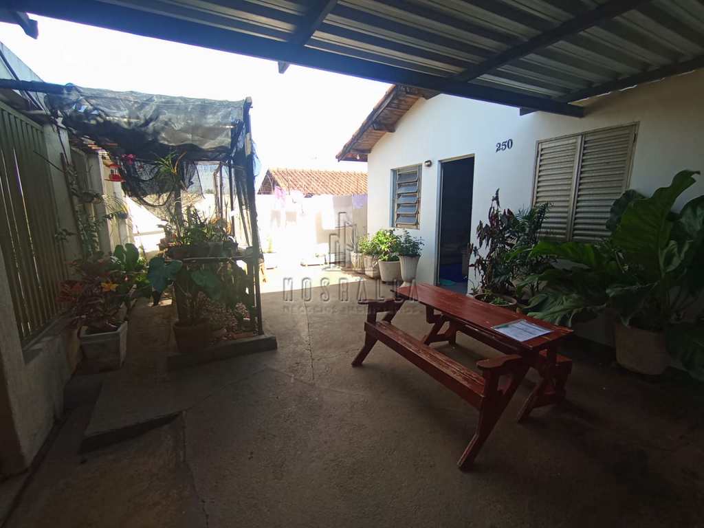 Casa em Jaboticabal, no bairro Conjunto Habitacional Ulisses Guimarães