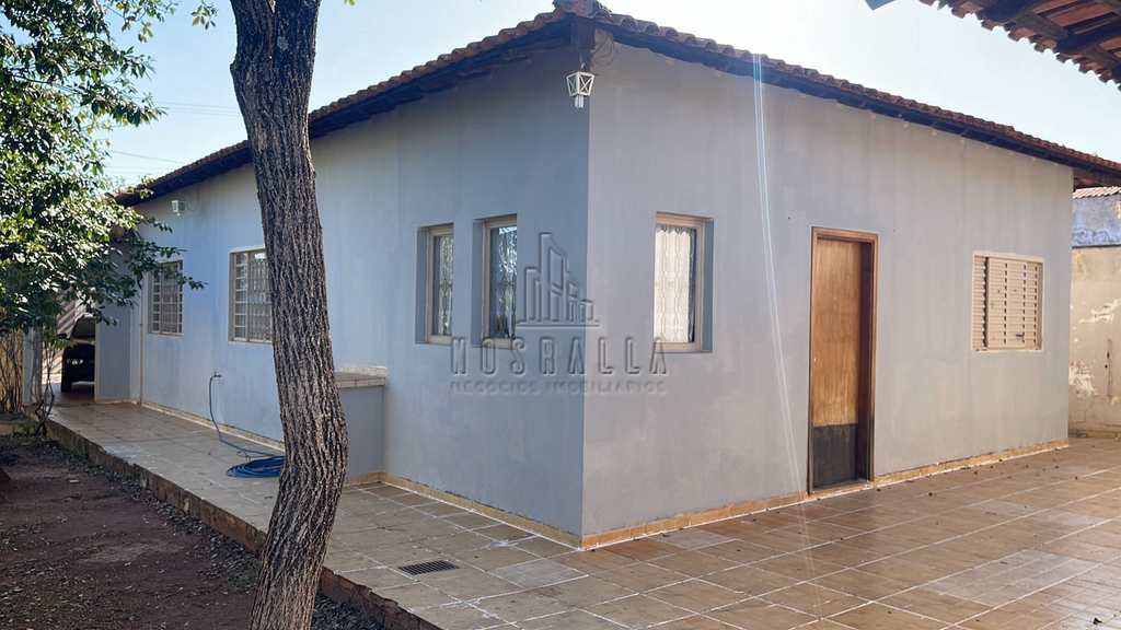 Casa em Jaboticabal, no bairro Jardim Primavera