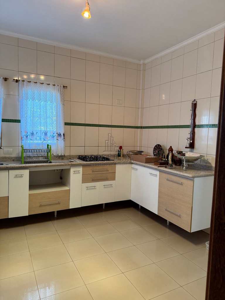 Casa em Jaboticabal, no bairro Jardim Primavera