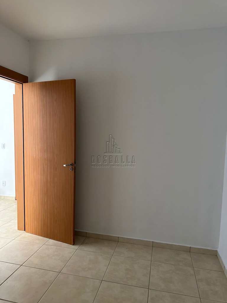 Apartamento em Jaboticabal, no bairro Sorocabano