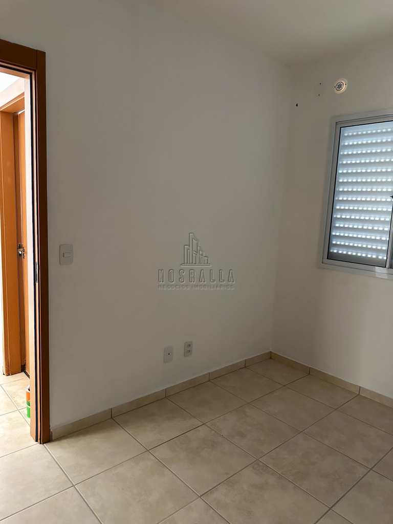 Apartamento em Jaboticabal, no bairro Sorocabano