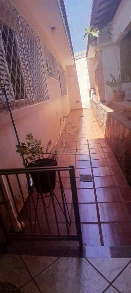 Casa em Jaboticabal, no bairro X