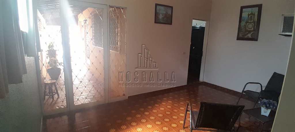 Casa em Jaboticabal, no bairro X