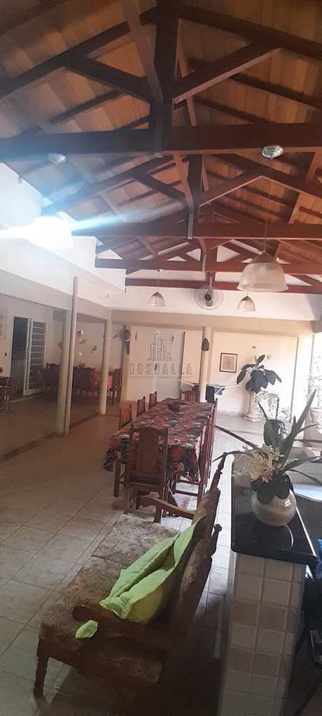 Casa em Jaboticabal, no bairro X