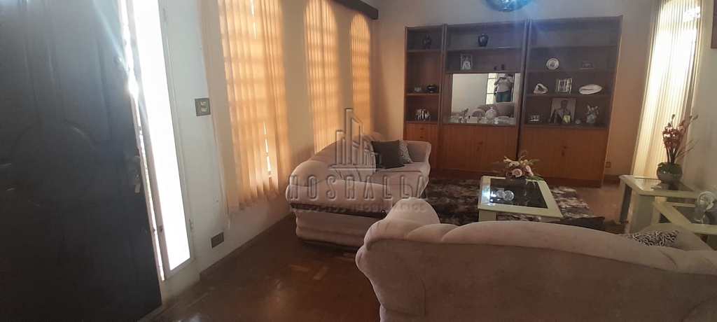 Casa em Jaboticabal, no bairro X