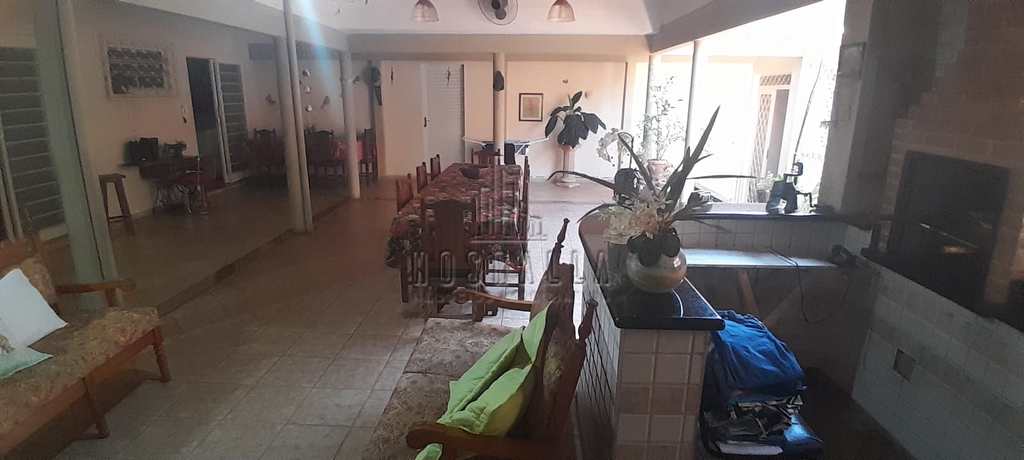 Casa em Jaboticabal, no bairro X