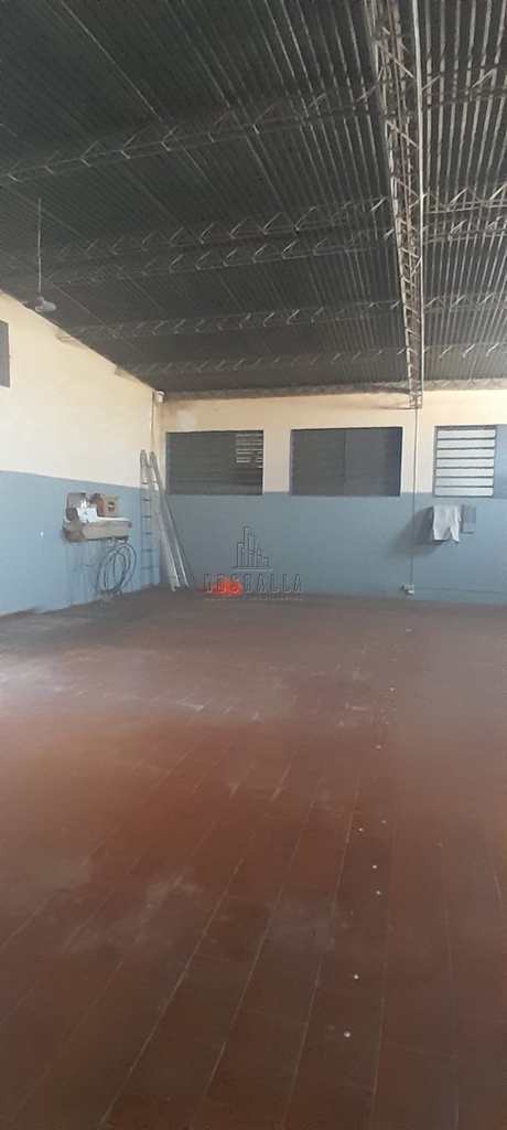 Salão em Jaboticabal, no bairro X