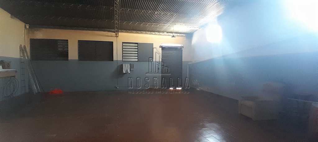 Salão em Jaboticabal, no bairro X