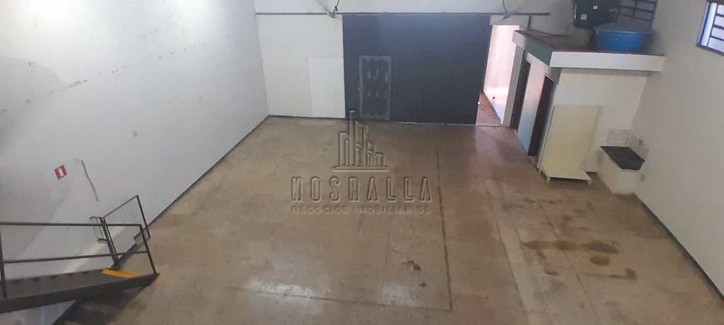 Salão em Jaboticabal, no bairro X