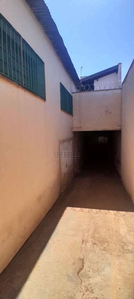 Salão em Jaboticabal, no bairro X