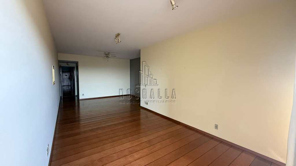 Apartamento em Jaboticabal, no bairro Centro