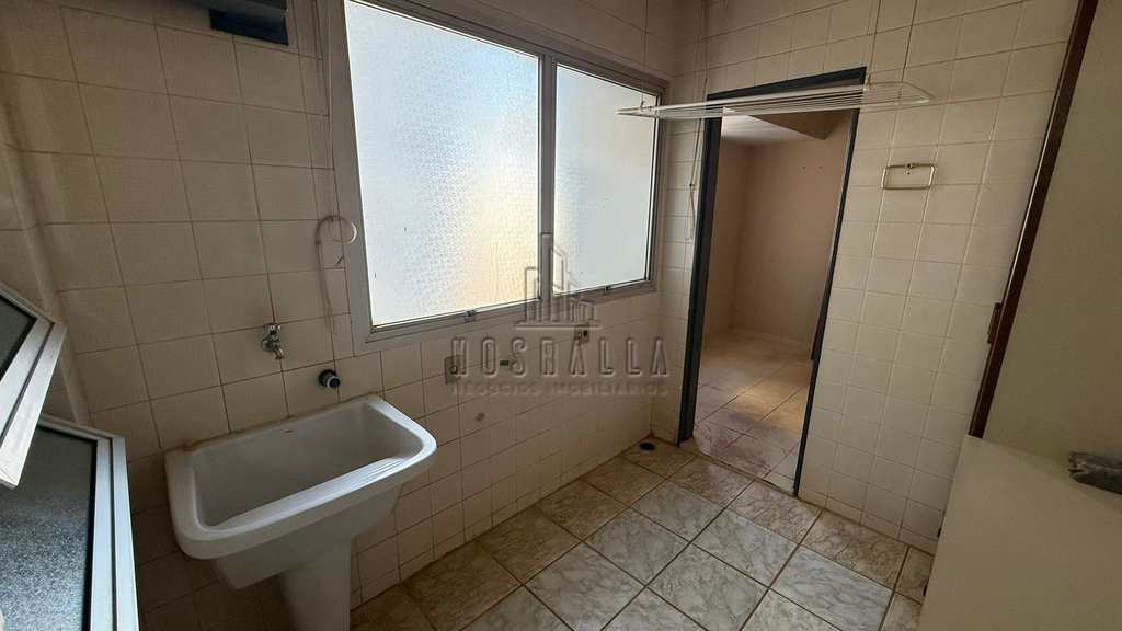 Apartamento em Jaboticabal, no bairro Centro