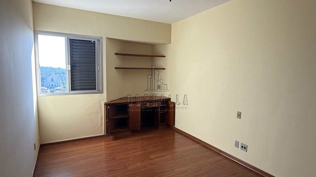 Apartamento em Jaboticabal, no bairro Centro
