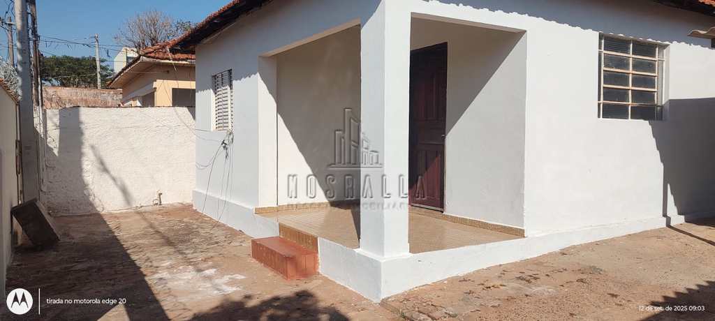 Casa em Jaboticabal, no bairro Sorocabano