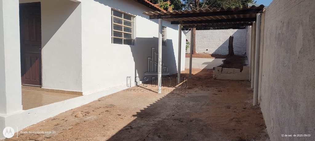 Casa em Jaboticabal, no bairro Sorocabano