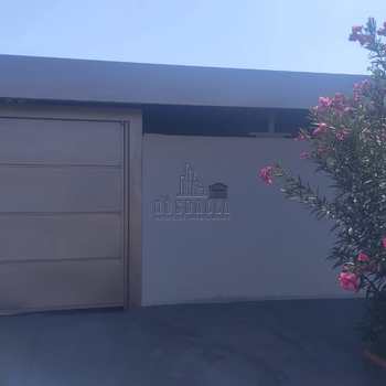 Casa em Jaboticabal, bairro Morada do Campo