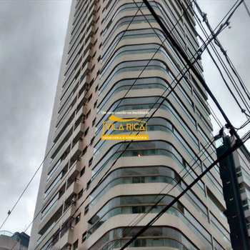 Apartamento em Praia Grande, bairro Canto do Forte