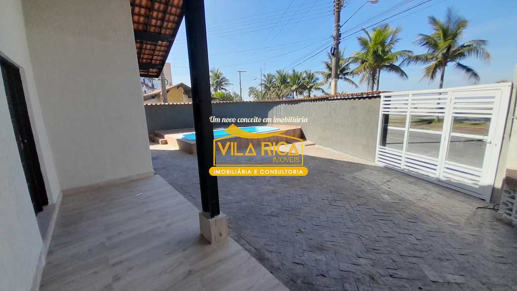 Casa em Praia Grande, no bairro Real
