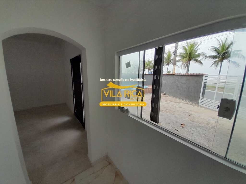 Casa em Praia Grande, no bairro Real