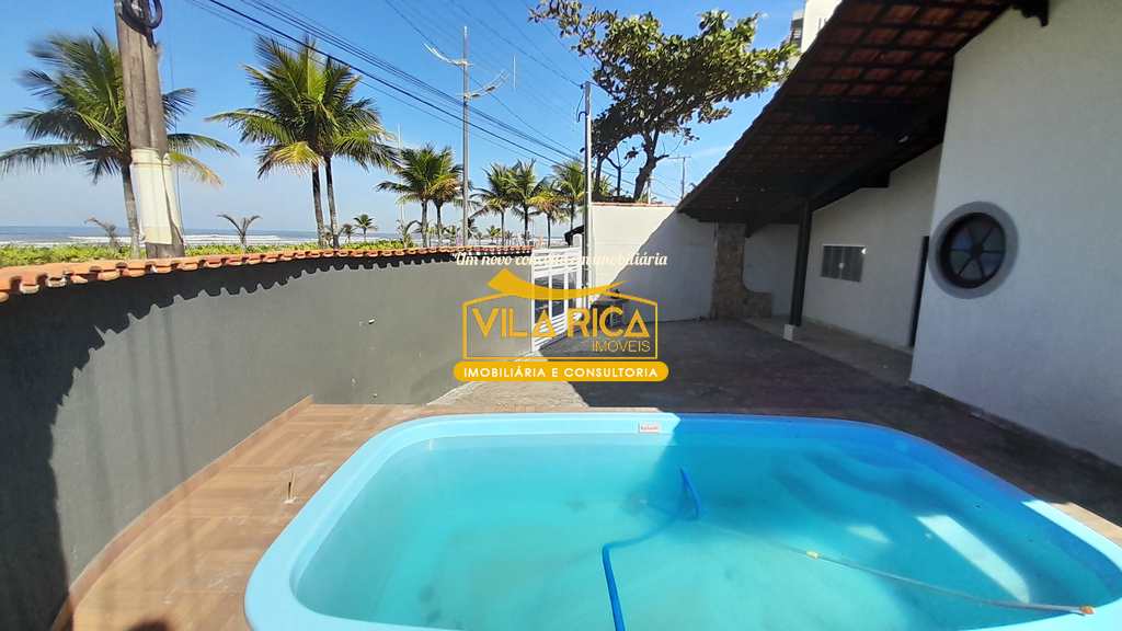 Casa em Praia Grande, no bairro Real