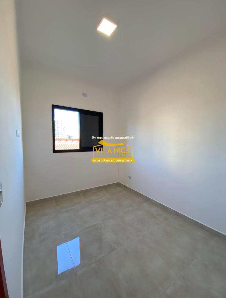 Casa de Condomínio em Praia Grande, no bairro Guilhermina