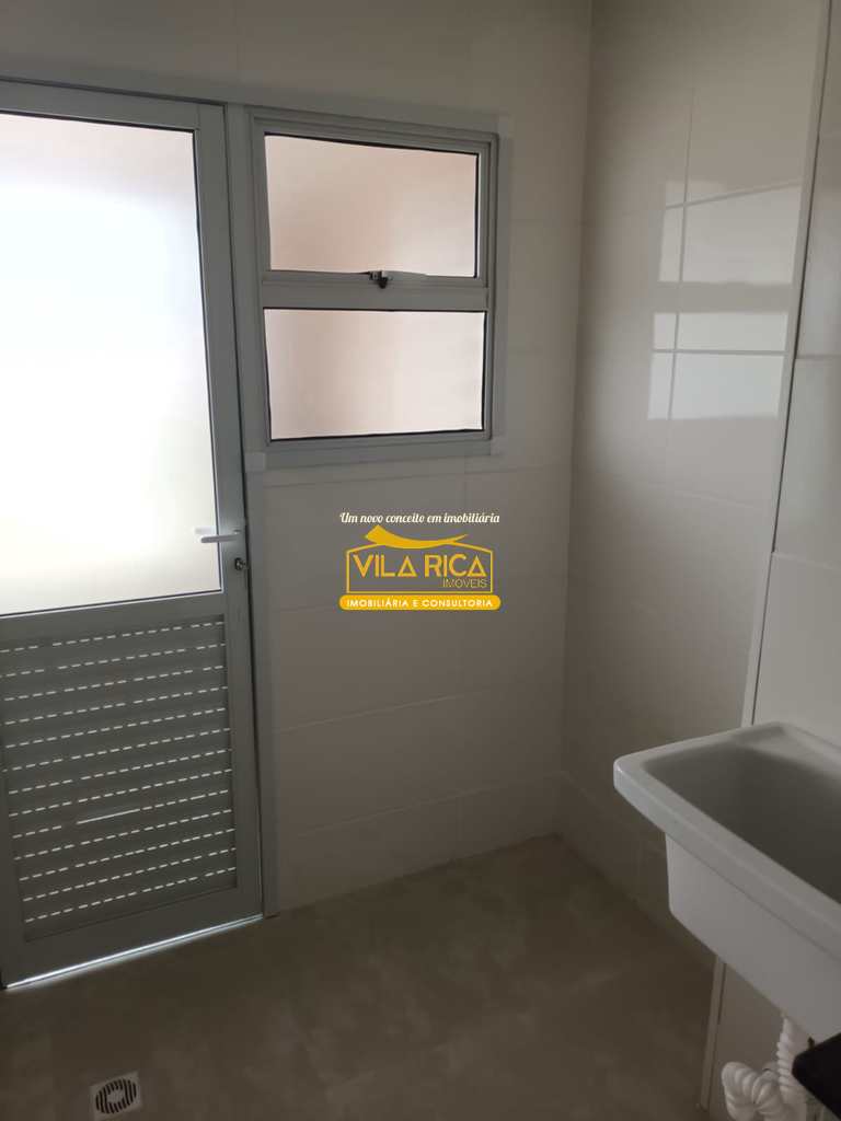 Apartamento em Praia Grande, no bairro Real