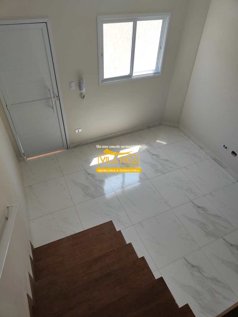 Casa de Condomínio em Praia Grande, no bairro Aviação
