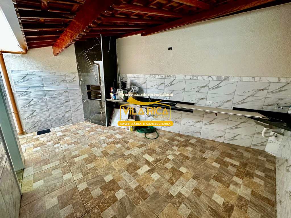 Casa em Praia Grande, no bairro Caiçara