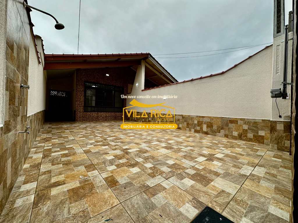 Casa em Praia Grande, no bairro Caiçara