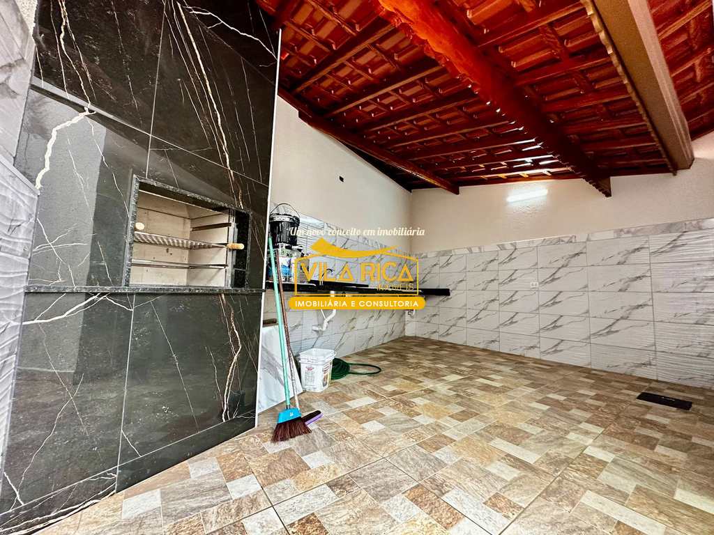 Casa em Praia Grande, no bairro Caiçara