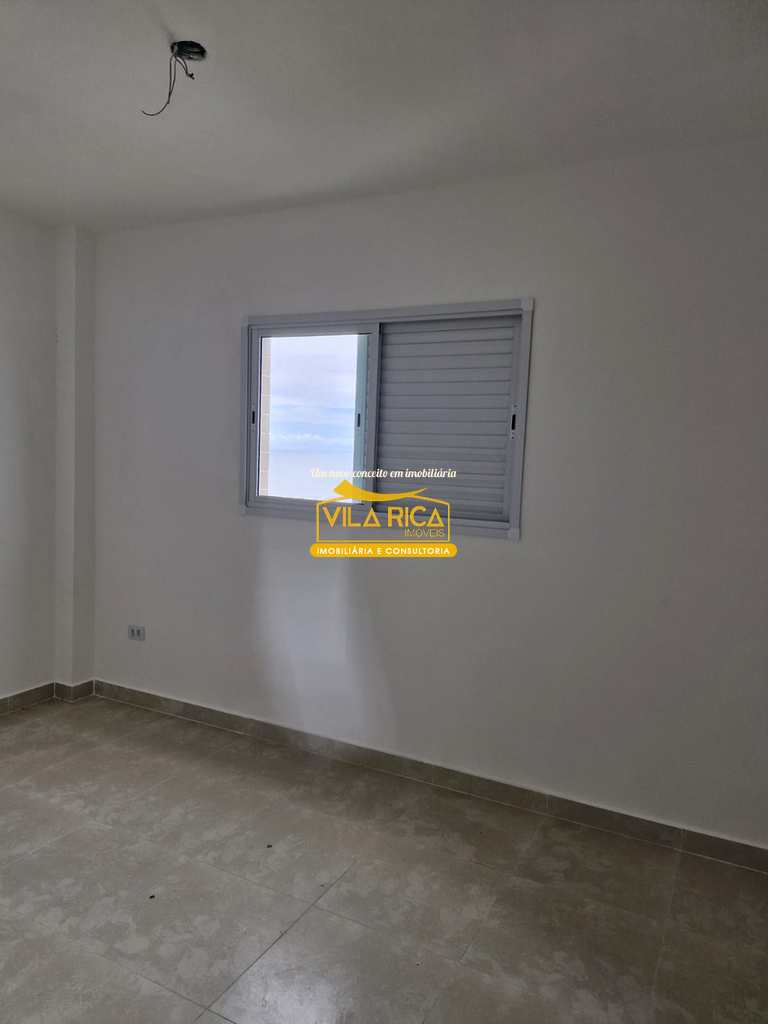 Apartamento em Praia Grande, no bairro Real