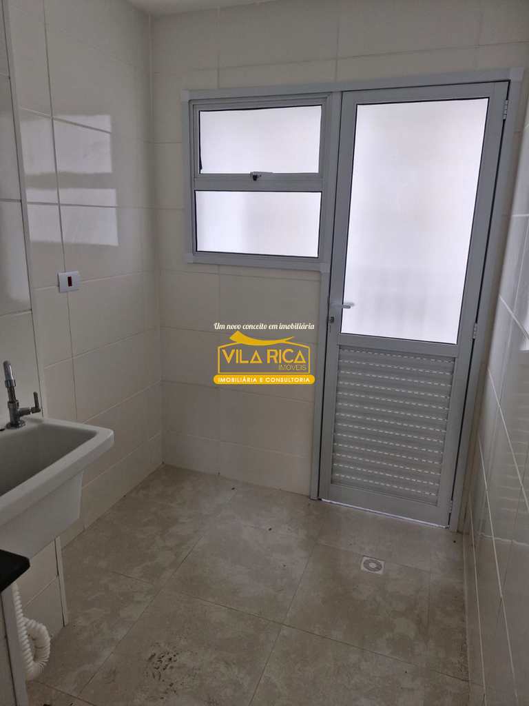 Apartamento em Praia Grande, no bairro Real