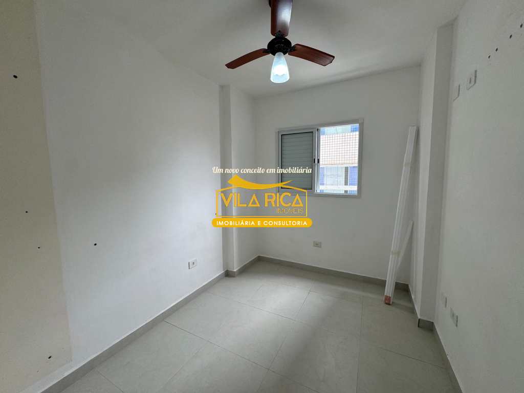 Apartamento em Praia Grande, no bairro Maracanã