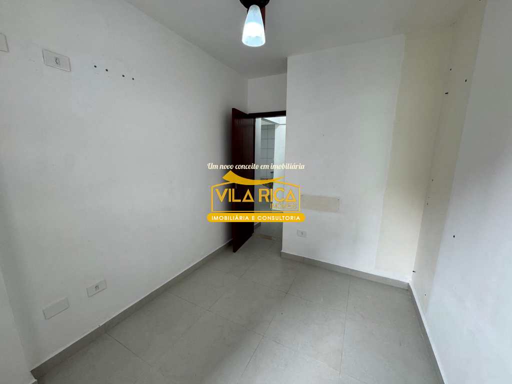 Apartamento em Praia Grande, no bairro Maracanã