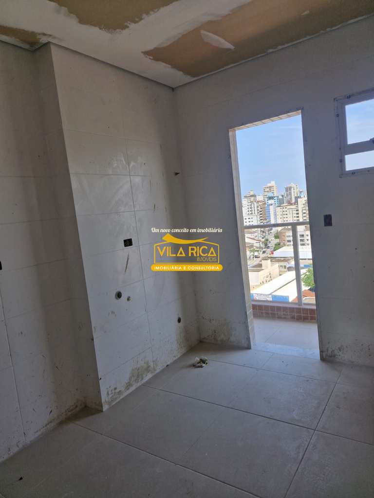 Apartamento em Praia Grande, no bairro Boqueirão