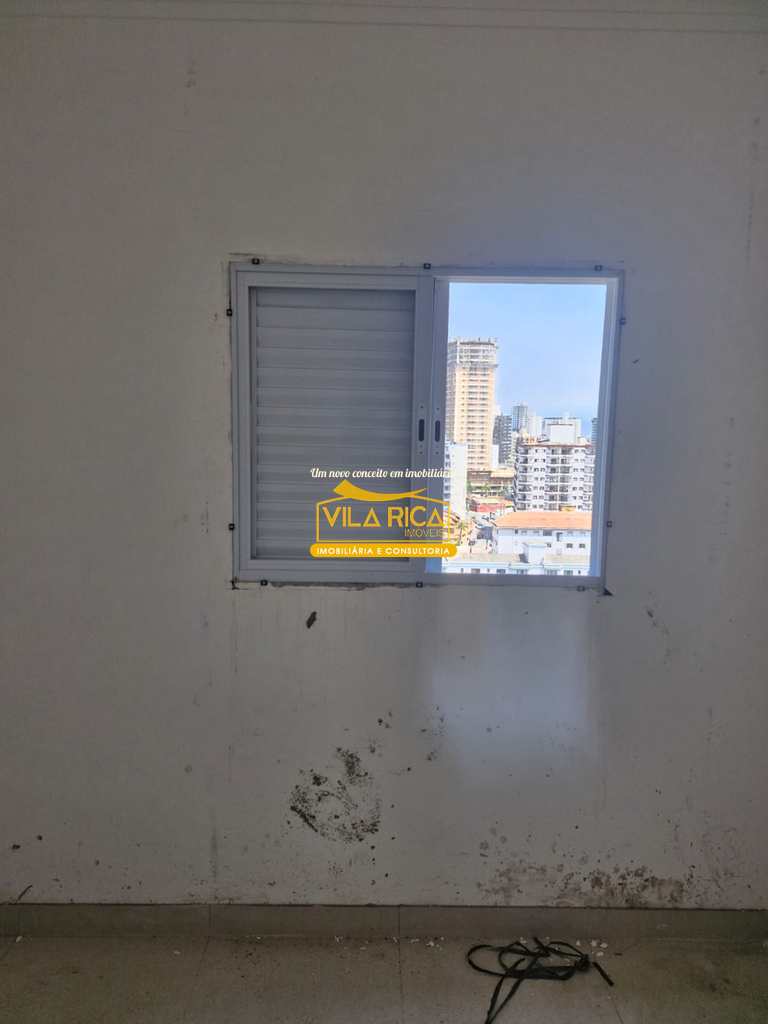 Apartamento em Praia Grande, no bairro Boqueirão