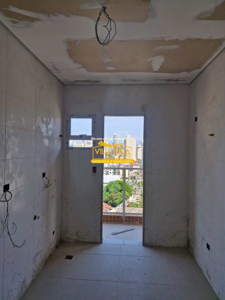 Apartamento em Praia Grande, no bairro Boqueirão