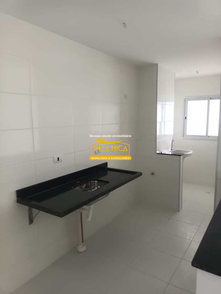 Apartamento em Mongaguá, no bairro Vila Dinapolis