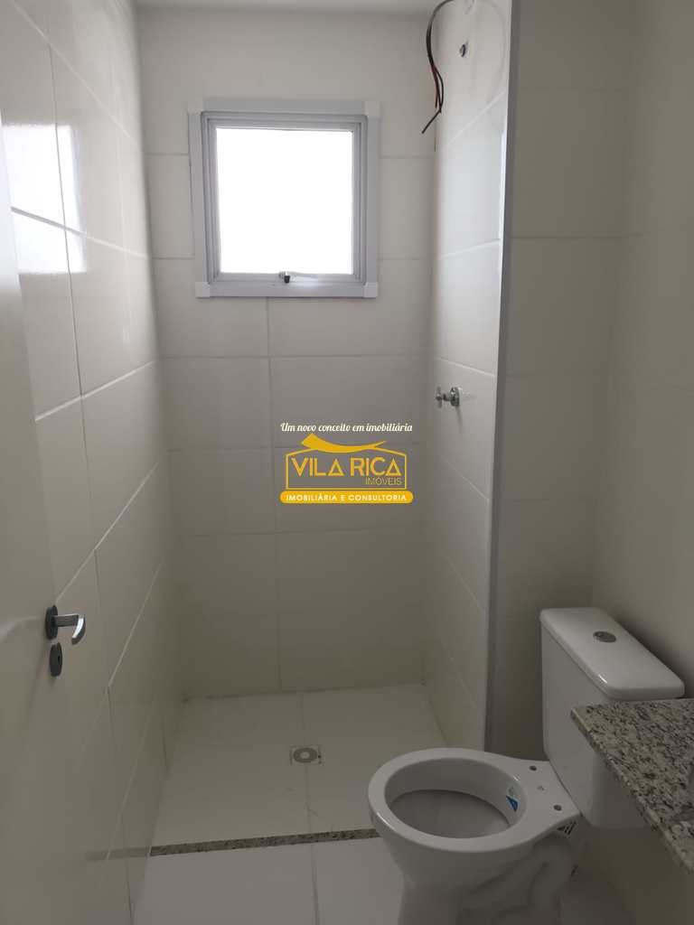 Apartamento em Mongaguá, no bairro Vila Dinapolis