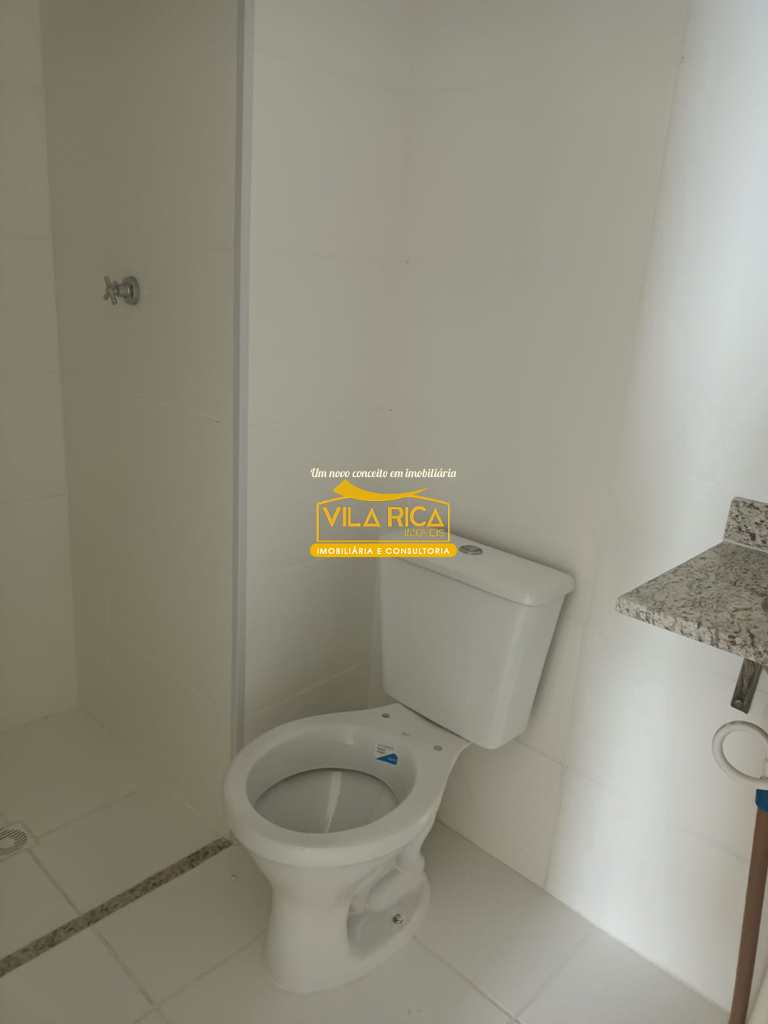 Apartamento em Mongaguá, no bairro Vila Dinapolis
