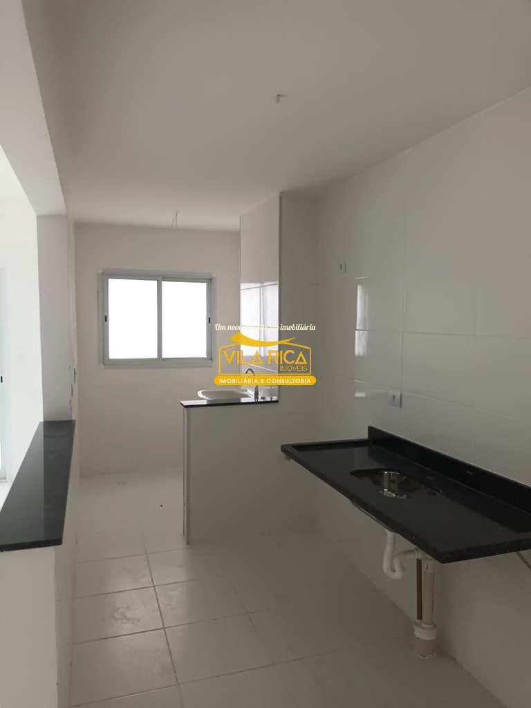 Apartamento em Mongaguá, no bairro Vila Dinapolis