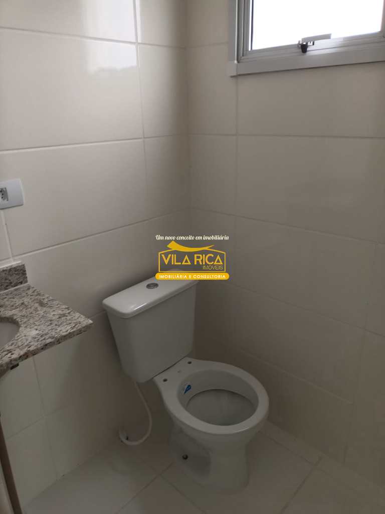 Apartamento em Mongaguá, no bairro Vila Dinapolis
