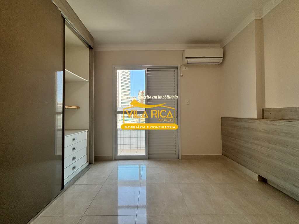 Apartamento em Praia Grande, no bairro Caiçara