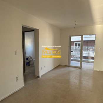 Apartamento em Praia Grande, bairro Canto do Forte