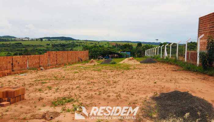 Terreno, código 10237000 em Bauru, bairro Estância Balneária Águas Virtuosas