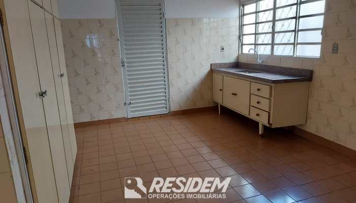 Casa, código 10114100 em Bauru, bairro Vila Cardia