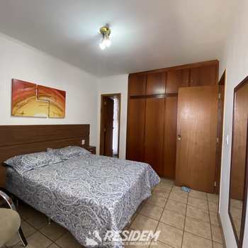 Apartamento em Bauru, bairro Centro