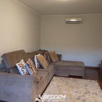 Casa em Bauru, bairro Vila Guedes de Azevedo