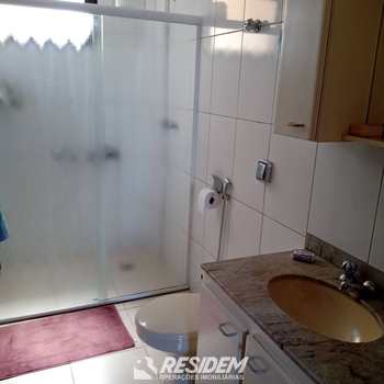 Apartamento em Bauru, bairro Centro